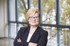 Ms. Maike Bundschuh